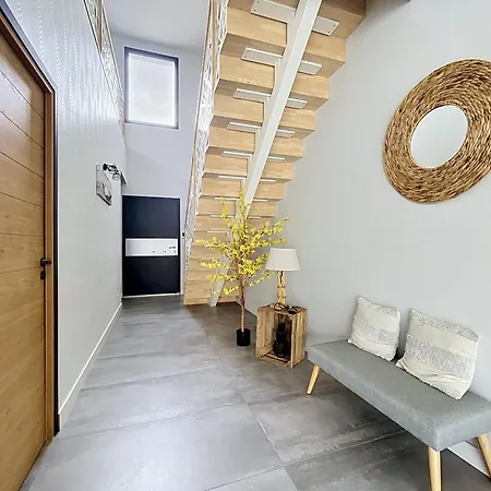 Villa 4097 - Contemporaine Avec Piscine