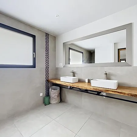 4097 - Contemporaine Avec Piscine Villelongue-dels-Monts
