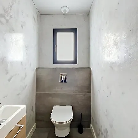 4097 - Contemporaine Avec Piscine Villa Villelongue-dels-Monts
